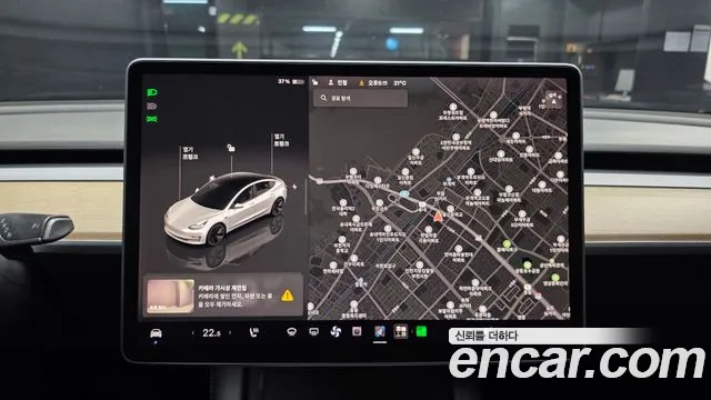 Tesla Model 3 — Фото автомобиля 14