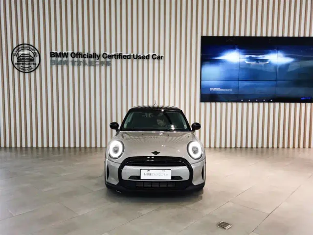 MINI Hatch — Фото автомобиля 2