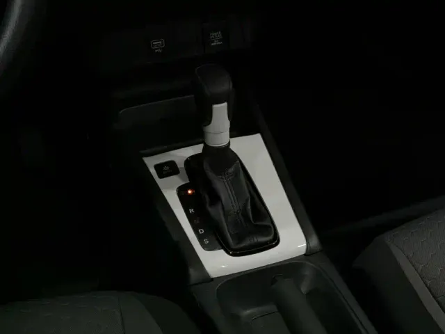 Honda Fit — Фото автомобиля 13