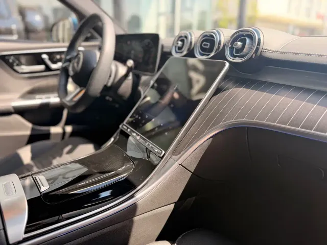 Mercedes-Benz C-Class — Фото автомобиля 26