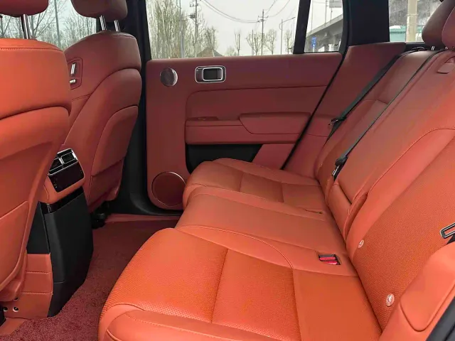 Li Auto L7 — Фото автомобиля 5