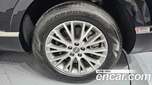 Genesis GV80 2.5T Бензин AWD — Фото автомобиля 19