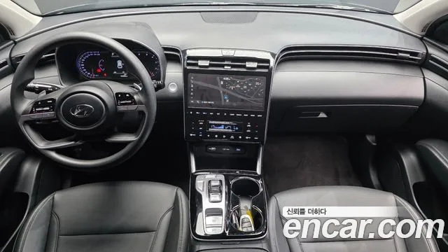 Hyundai Tucson Tucson (NX4) Дизель 2.0 2WD — Фото автомобиля 7
