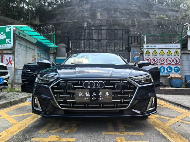 Audi A7L — Фото автомобиля 7