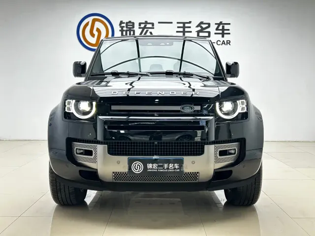 Land Rover Defender — Фото автомобиля 2