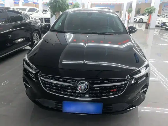 Buick Regal — Фото автомобиля 2