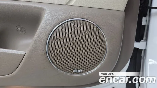 Genesis GV80 2.5T Бензин AWD — Фото автомобиля 8