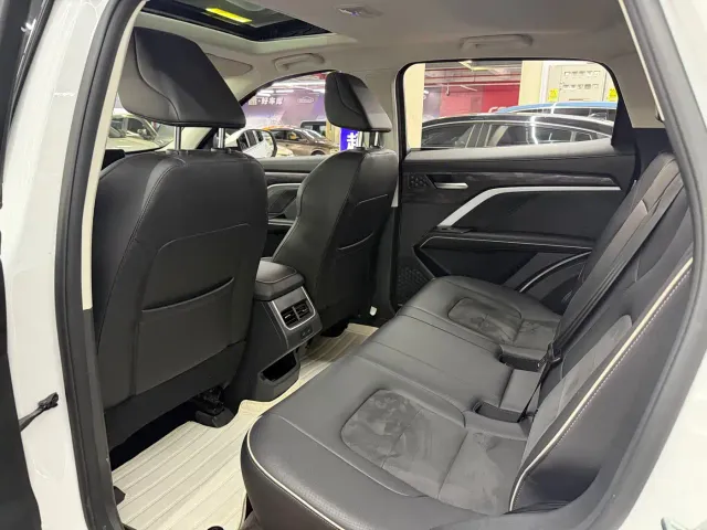 Haval H6 — Фото автомобиля 10