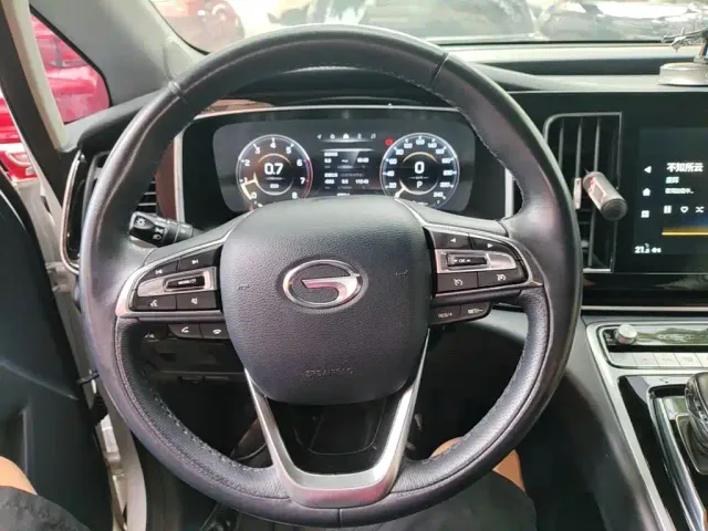 GAC Trumpchi M8 — Фото автомобиля 10
