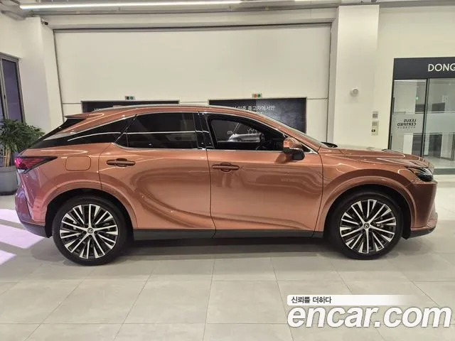Lexus RX RX450h+ 5th Gen — Фото автомобиля 20