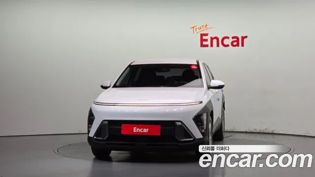 Hyundai Kona — Фото автомобиля 3
