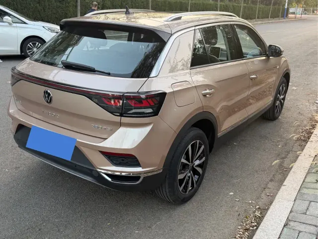 Volkswagen T-Roc — Фото автомобиля 4