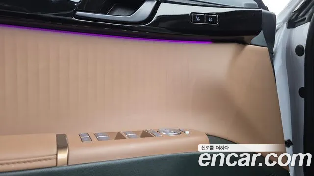 Hyundai Grandeur GN7 — Фото автомобиля 12