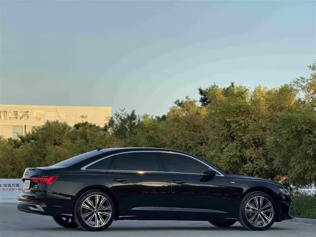 Audi A6L — Фото автомобиля 23