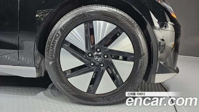 Hyundai Ioniq 6 — Фото автомобиля 6