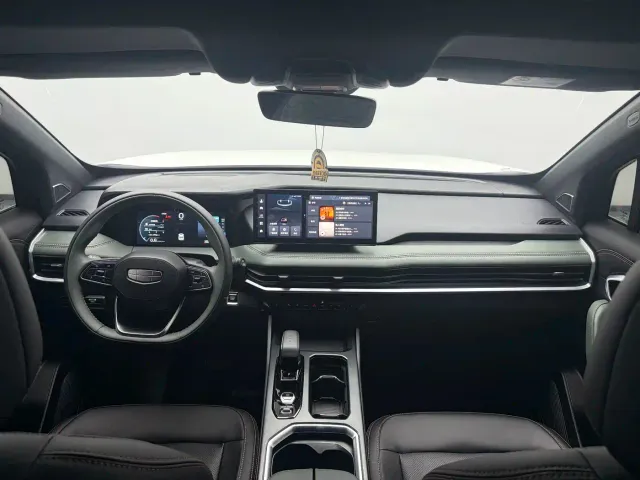 Geely Haoyue L — Фото автомобиля 13