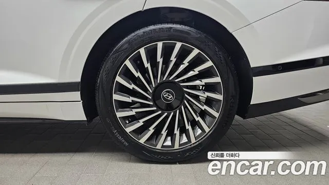 Hyundai Grandeur — Фото автомобиля 20
