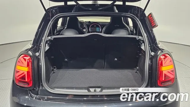 Mini Cooper — Фото автомобиля 15