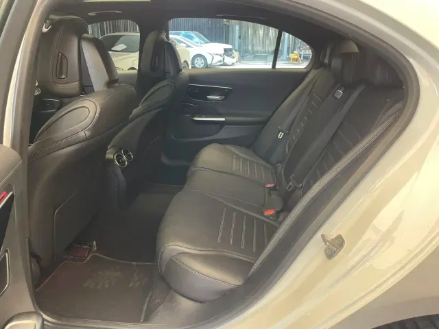 Mercedes-Benz C-Class — Фото автомобиля 9