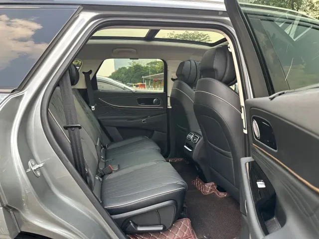 Chery Tiggo 9 — Фото автомобиля 9