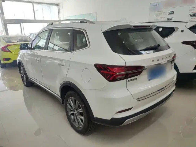 Roewe RX5 — Фото автомобиля 4