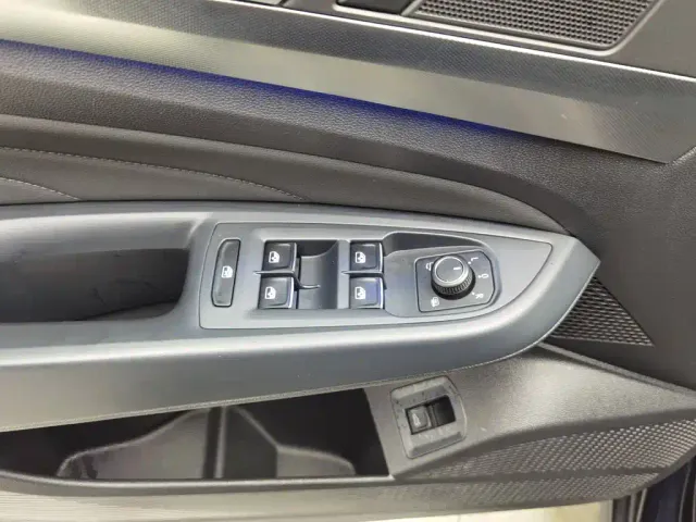 Volkswagen Passat — Фото автомобиля 9