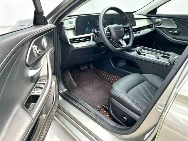 Chery Arrizo 8 — Фото автомобиля 4