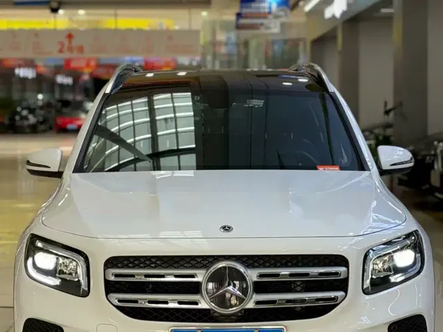 Mercedes-Benz GLB-Class — Фото автомобиля 2