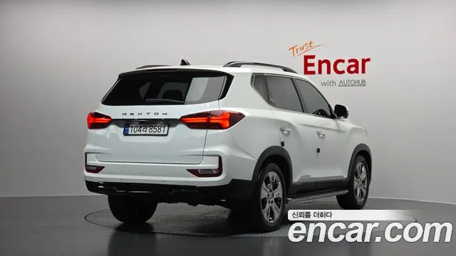 KG_Mobility_Ssangyong Rexton All Rexton Дизель 2.2 4WD — Фото автомобиля 2