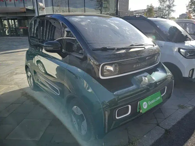 Baojun KiWi EV — Фото автомобиля 3