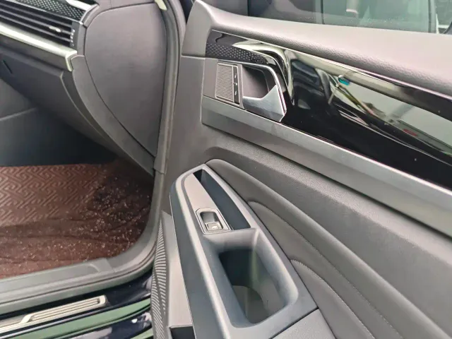 Volkswagen Passat — Фото автомобиля 8
