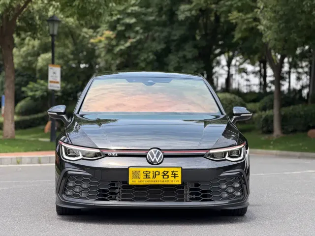 Volkswagen Golf GTI — Фото автомобиля 14