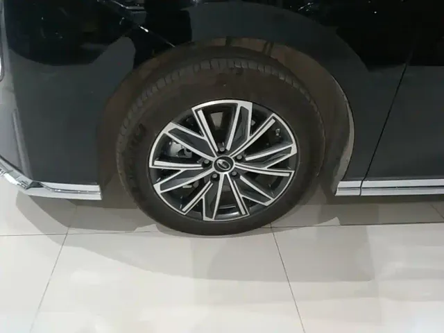 GAC Trumpchi M8 — Фото автомобиля 22