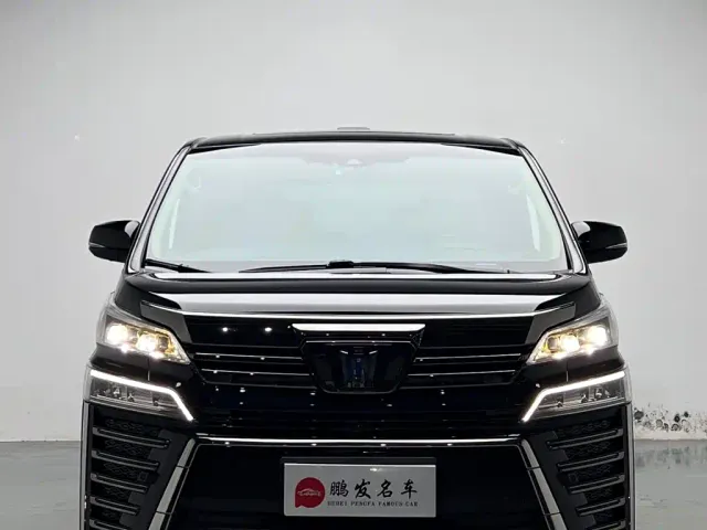 Toyota Vellfire — Фото автомобиля 2
