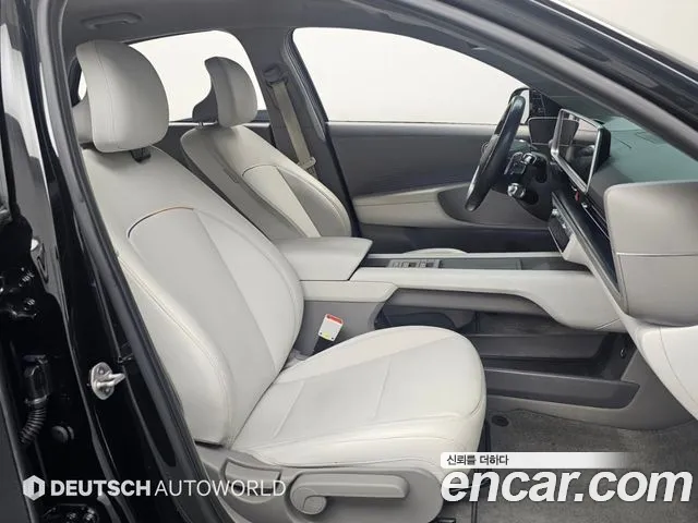 Hyundai Ioniq 6 — Фото автомобиля 10