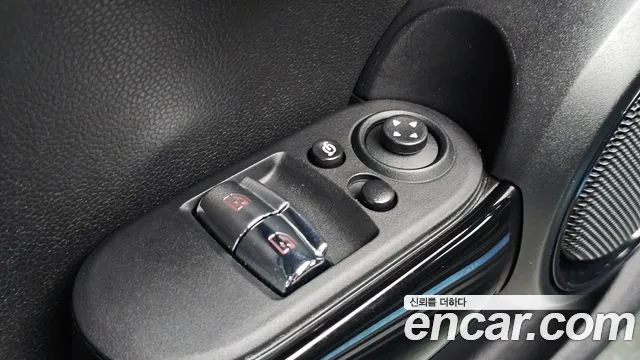 MINI Cooper Cooper Electric — Фото автомобиля 20