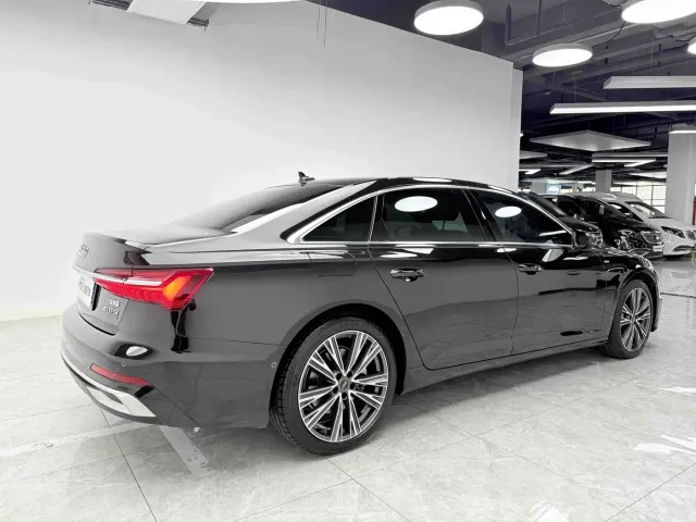 Audi A6L — Фото автомобиля 6