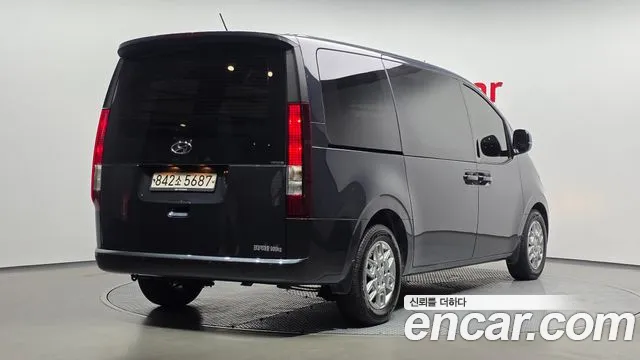 Hyundai Staria Staria Карго 3 места — Фото автомобиля 2