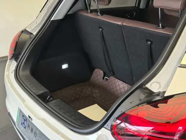 Wuling Bingo — Фото автомобиля 8