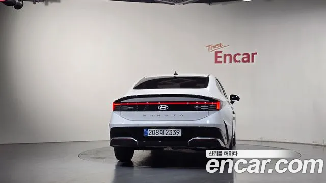 Hyundai Sonata — Фото автомобиля 4