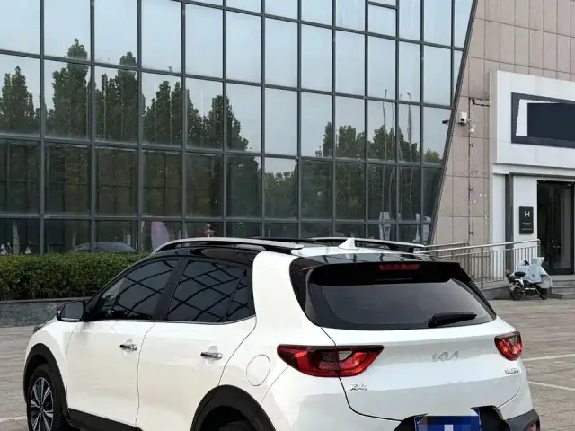 Kia KX1 — Фото автомобиля 3