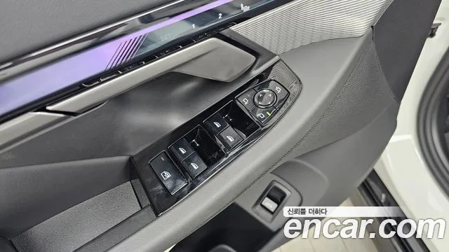 BMW 5 Series G60 — Фото автомобиля 30