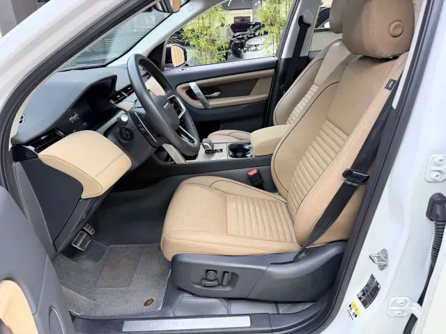 Land Rover Discovery Sport — Фото автомобиля 19