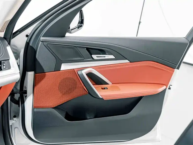 BMW X1 — Фото автомобиля 12