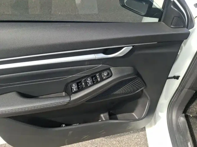 Geely Emgrand — Фото автомобиля 7