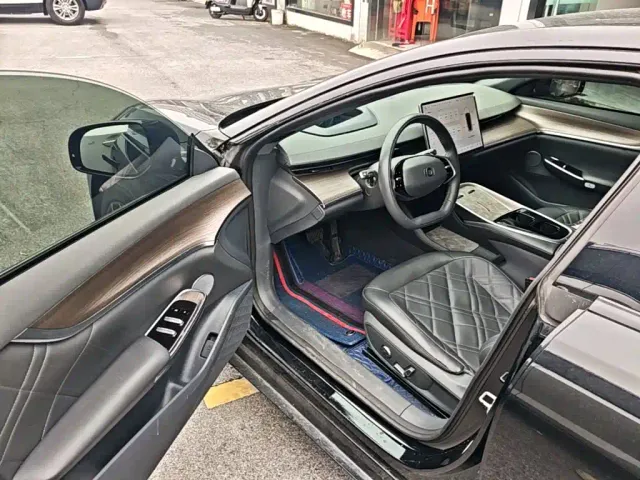 Changan Qiyuan A07 — Фото автомобиля 15