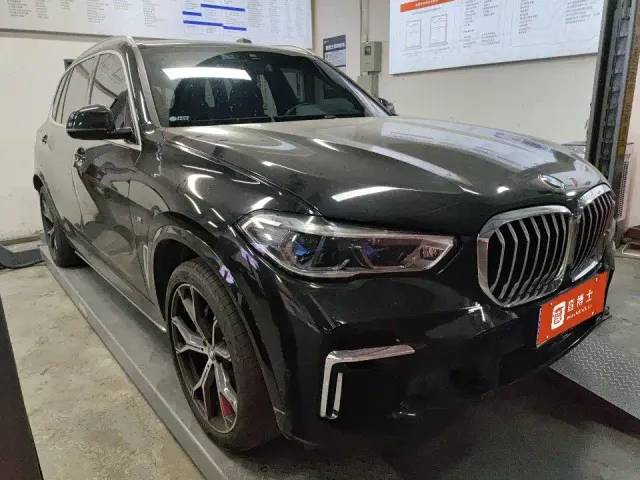 BMW X5 — Фото автомобиля 2