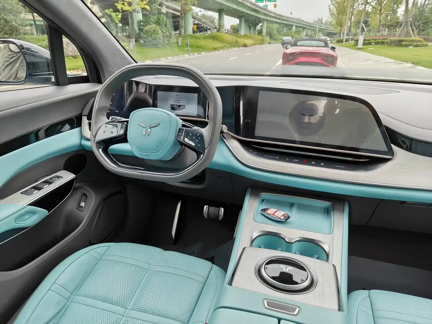 Hongqi Hongqi Tian Gong 08 2025 680 Ultra AWD — Фото автомобиля 10