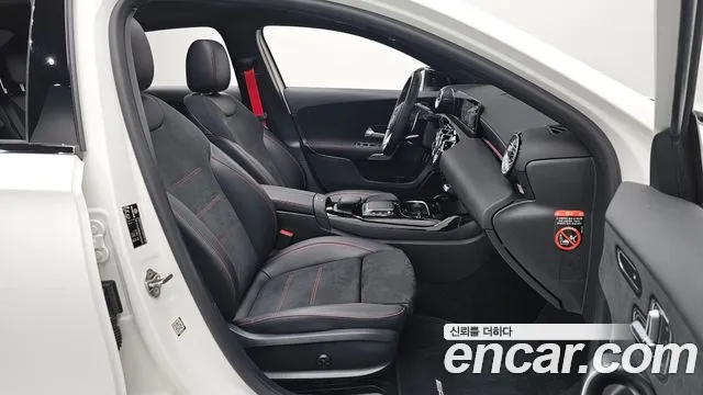 Mercedes-Benz A-Class W177 — Фото автомобиля 11