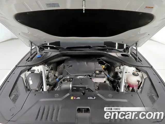 Genesis GV70 — Фото автомобиля 19
